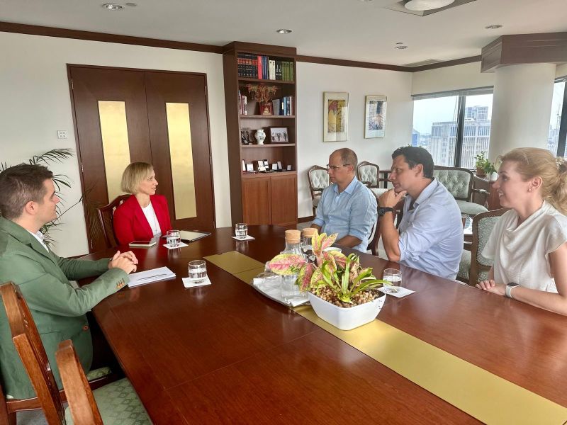 Singapore Silurus Ambassador